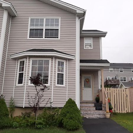 Cozy Pet Friendly Home St. John's Exteriör bild