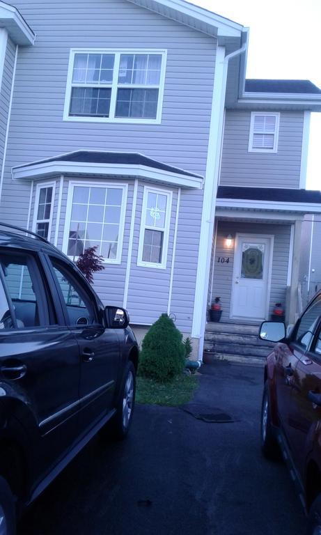 Cozy Pet Friendly Home St. John's Exteriör bild
